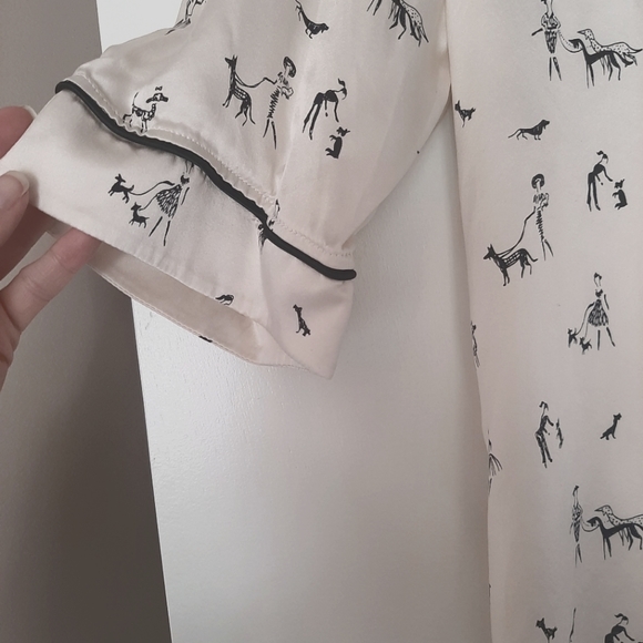 Parisienne Girls and Dogs Dress - Picture 3 of 4